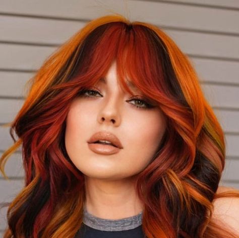 Witchy Hair, Red Hair Inspiration, Rock Hairstyles, Vivid Hair Color, Bold Hair Color, Creative Hair Color, Instagram Cool, Haircuts Straight Hair, Hair Color And Cut