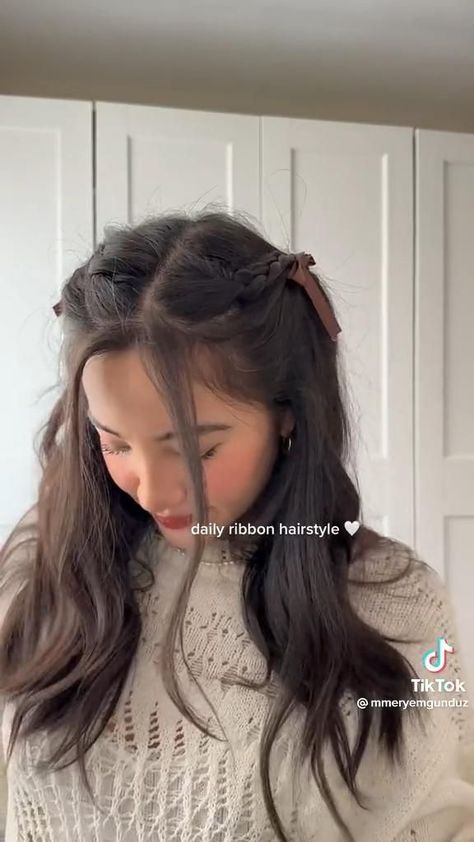 Easy Ponytail, Hair Style Vedio, Ponytail Hairstyle, Hair Style Korea, Long Hairstyle, Hairstyles For Layered Hair, Hair Tips Video, Trendy Hairstyle, Easy Hairstyle