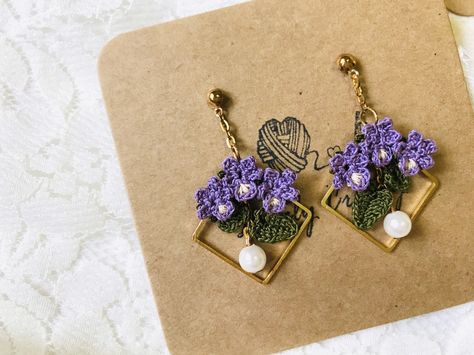 Embroidery Earrings, Flowers Earrings, Flowers Crochet, Violet Flowers, Sweet Earrings, Earrings Cute, White Beads, Cute Crochet, Handmade Earrings