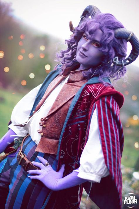 Tiefling Cosplay, Critical Role Cosplay, Dnd Tiefling, Ren Faire Outfits, Critical Role Campaign 2, Nikki Love, Critical Role Fan Art, Larp Costume, Epic Cosplay