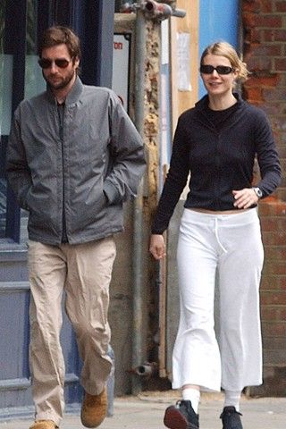 Gwyneth Paltrow & Luke Wilson Gwyneth Paltrow Style, Luke Wilson, Star Pics, Royal Tenenbaums, 90s Slip Dress, Utility Romper, Military Jacket Green, Odd Couples, Grey Turtleneck