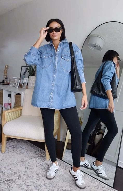 Sambas Work Outfit, Saturday Outfit Ideas, Denim Shirt Outfits, Outfit Leggins, Denim Shirt Outfit Women, Kemeja Denim, Outfits Leggins, Denim Shirt Outfit, Looks Adidas