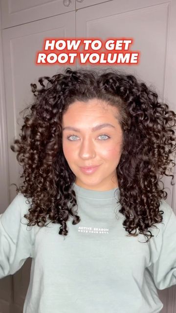 Top Volume Curly Hair, How To Fix Flat Roots Curly Hair, How To Volume Curly Hair, Curly Hair Products For Volume, How To Get Volume In Hair Roots Curls, Curly Hair Root Volume, More Volume In Curly Hair, How To Volumize Curly Hair, How To Get More Volume In Curly Hair