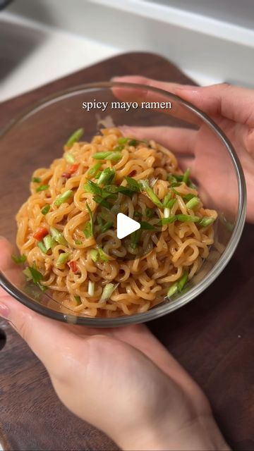 Chi Lan Ng on Instagram: "The viral Spicy Mayo Ramen recipe!!

If you're like me and have no spice tolerance, leave out the hot sauce and use just a small amount of soup base powder

- kewpie mayo
- hot sauce
- egg yolk
- Shin Ramyun
- noodle water
- a drizzle of sesame oil" Mayo Ramen, Shin Ramyun, Kewpie Mayo, Ramen Recipe, Soup Base, Viet Food, Spicy Mayo, Ramen Recipes, Sesame Oil