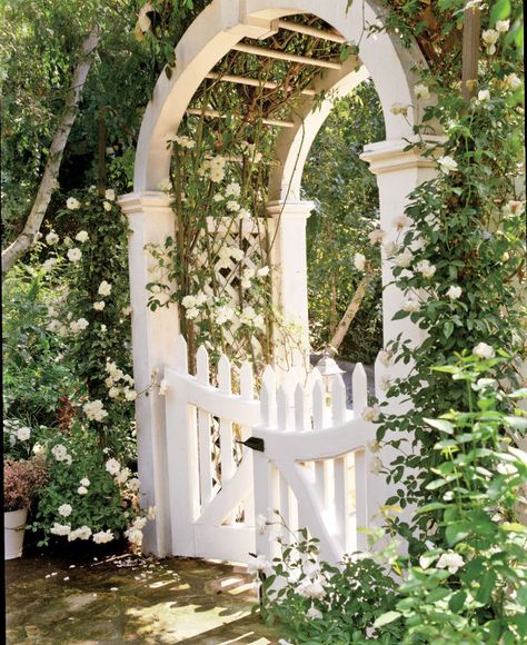 For a majestic garden gate, try a white barreled archway. Terrace Cover, Arsitektur Kolonial, Garden Archway, Garden Gate Design, Jardim Diy, Shade Sails, Garden Vines, Cottage Garden Design, Garden Arbor