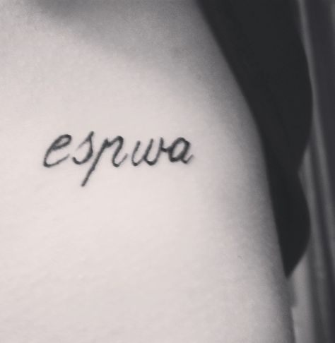 My first tattoo <3 Means 'hope' in Haitian Creole, espwa is th name of the mission trip I went on last summer! Creole Tattoos Ideas, Creole Tattoos, Haitian Tattoos, Haitian Tattoo Ideas Haiti, Haitian Tattoo, Haiti Tattoo, Lymphoma Tattoo, Small Tats, White Ink Tattoo