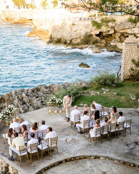 Cliff Wedding, Sunset Beach Weddings, Oceanfront Wedding, Los Cabos Wedding, Destination Wedding Decor, Jamaica Wedding, Negril Jamaica, Beautiful Outdoor Wedding, Cabo Weddings