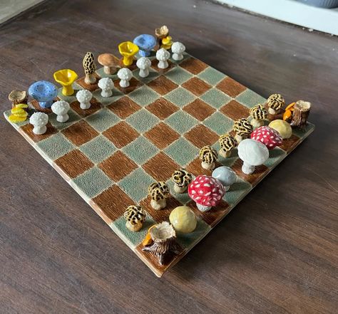 Mushroom Chess Set Handmade Ceramic Edible and Poisonous - Etsy Mushroom Chess, Wheeling Wv, Clay Diy Projects, Keramik Design, Pottery Crafts, Ceramics Pottery Art, Ceramics Projects, Clay Art Projects, Mushroom Art