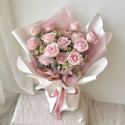 Luxury Flower Bouquets, Fundraiser Ideas, Beautiful Bouquet Of Flowers, Bae Suzy, Beautiful Bouquet, Rose Bouquet, Pretty Flowers, Flowers Bouquet, Pink Flowers