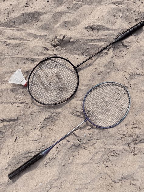 Beach Games Aesthetic, Batminton Girl Aesthetic, Summer Drive Aesthetic, Badminton Girl Aesthetic, Beach Badminton, Bad Minton, Badminton Girl, Clara Core, Badminton Aesthetic