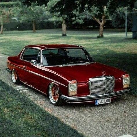 W115 Mercedes, W114 Coupe, Mercedes W114, Mercedes Benz Coupe, Old Mercedes, Mercedes Benz 190e, مرسيدس بنز, Daimler Benz, Trip To Europe