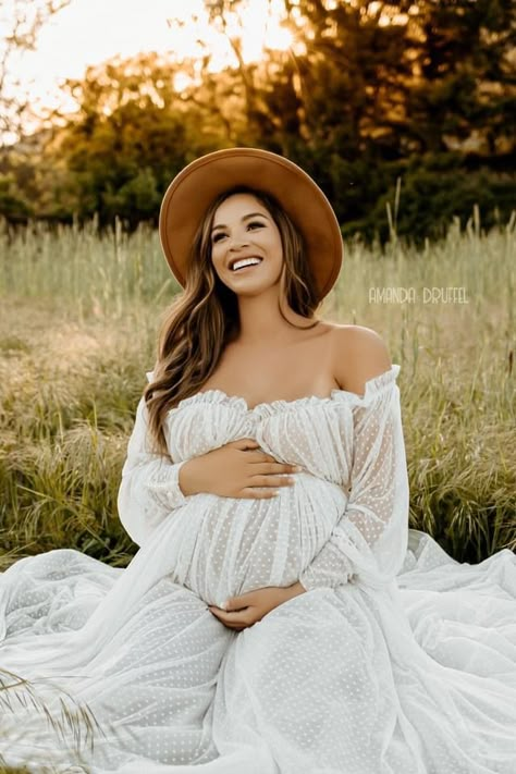 Bohemian maternity photos