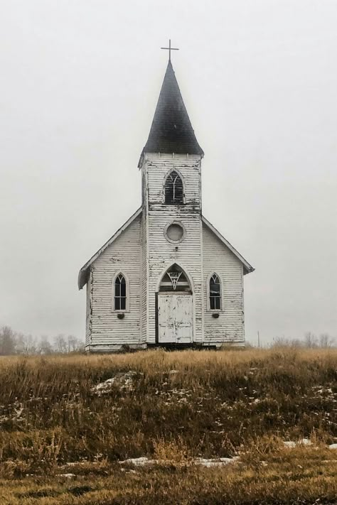 Drawing Reference Photos Places, Creepy Architecture, Architecture Simple, The Church, Gothic Chapel, Gothic House Drawing, Ethel Cain House, Gothic Country, Building References