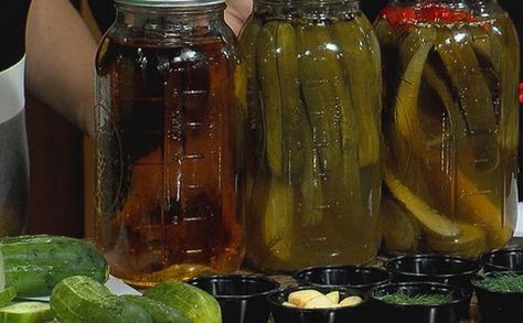 Ghost Pepper Pickles, Pepper Pickles, Spicy Refrigerator Pickles, Pickle Chips, Ghost Pepper, Refrigerator Pickles, Ghost Peppers, Spicy Food, Pressure Canning