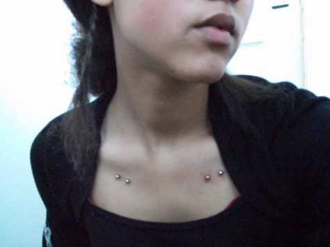 . Chest Dermal, Collar Bone Piercing, Bone Piercing, Back Dermal Piercing, Chest Piercing, Surface Piercing, Dermal Piercing, Cute Piercings, Piercings Unique