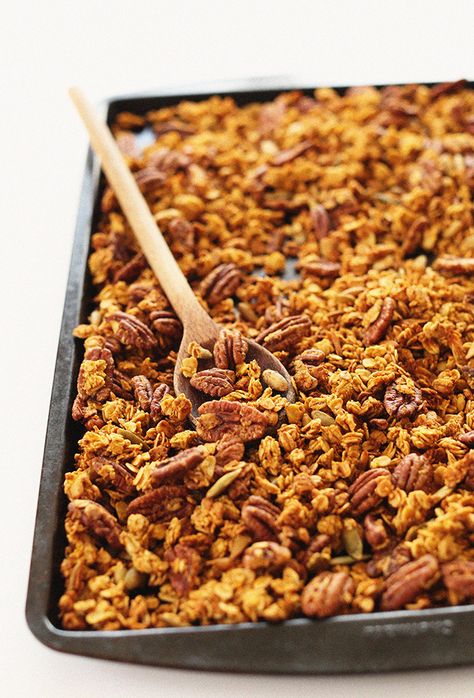 Pumpkin Maple Pecan Granola Maple Pecan Granola, Pecan Granola, Pumpkin Granola, Fall Recipes Healthy, Minimalist Baker, Granola Healthy, Healthy Fall, Pumpkin Pecan, Pumpkin Flavor