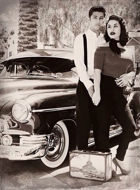 Rockabilly Couple, Pinup Fashion, Vintage Engagement Photos, 5 Solas, Rockabilly Wedding, 50s Rockabilly, Engagement Photo Shoot, Rockabilly Pin Up, Vintage Pin Up