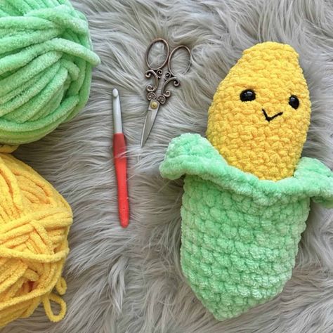 Crochet Corn, Happy Labor Day Weekend, Beginner Crochet Tutorial, Crochet Food, Labor Day Weekend, Corn On The Cob, Crochet Pillow, Happy Labor Day, Blanket Yarn