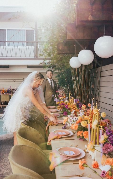 An Unconventional and Retro Wedding Full of Color in San Diego Funky Wedding, Eclectic Wedding, Unconventional Wedding, Garden Party Wedding, Retro Wedding, Wildflower Wedding, Glam Wedding, Wedding Mood Board, Wedding Tablescapes