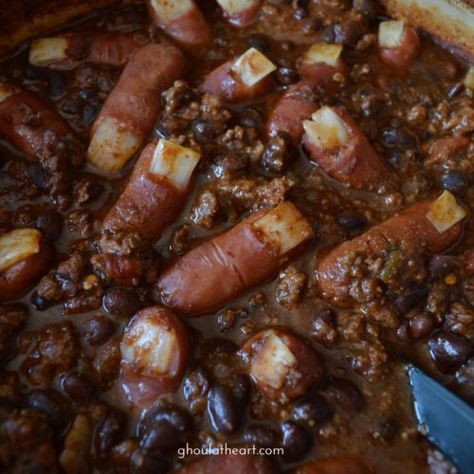 Halloween Nibbles, Halloween Chili, Halloween Hotdogs, Hatch Chili Recipes, Beef Chorizo, Hatch Chiles, Creepy Food, Spooky Dinner, Creepy Halloween Food