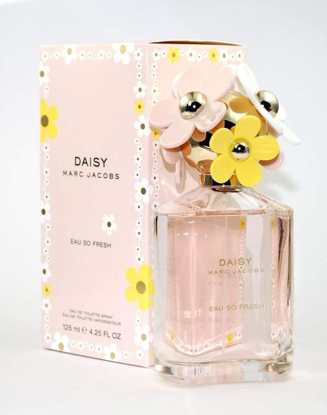 Daisy Eau So Fresh Women Eau-de-toilette Spray by Marc Jacobs, 2.5 Ounce Eternity Calvin Klein, Daisy Eau So Fresh, Lychee Fruit, Fresh Perfume, Marc Jacobs Daisy, Feminine Fragrance, Fragrance For Women, So Fresh, Womens Fragrances