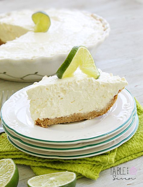 No Bake Lime Pie Frozen Margarita Pie, Margarita Pie, Nutella Chocolate Chip Cookies, Key Lime Pie Easy, Key Lime Cheesecake, Pretzel Crust, Frozen Margaritas, Lime Cheesecake, Easy Pie