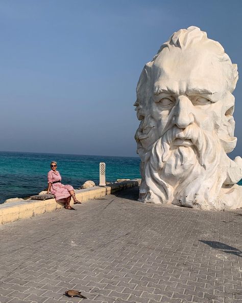 #persiansea, Luxury Kish Island #persiangulf #persiansea #kishisland #iran Hormuz Island Iran, Shiraz Iran Pictures, Kish Island Iran, Persian Gulf Map, Kish Island, Iran Yazd, Sea Travel, Iran Travel, Sea Photography