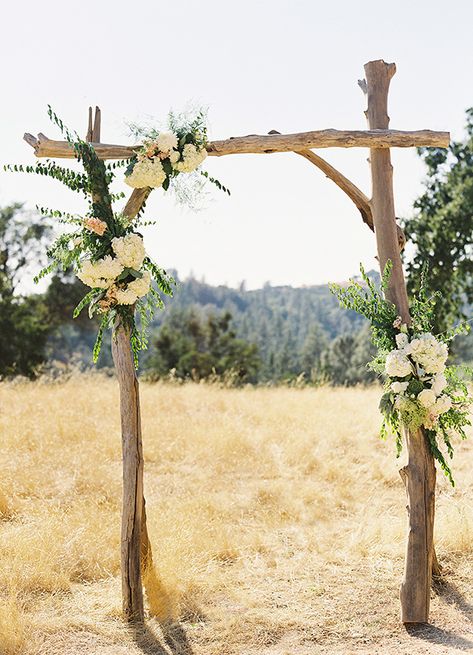 driftwood arbor Driftwood Wedding Arches, Diy Wedding Arbor, Driftwood Wedding, Wedding Arbors, Wedding Arch Rustic, Wedding Ceremony Arch, Garden Weddings Ceremony, Wedding Arbour, Romantic Wedding Decor