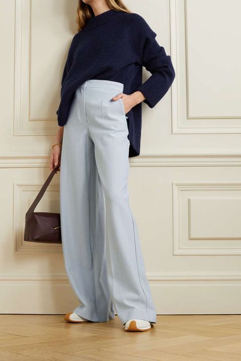 Light Blue Trousers Outfit, Blue Wide Leg Pants Outfit, Trousers Outfit Winter, Blue Trousers Outfit, Light Blue Dress Pants, Wide Pants Outfit, Blue Pants Outfit, Baby Blue Pants, Wide Leg Trousers Outfit