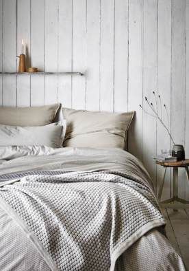 Image courtesy of Houseology featuring Murmur Dune bed linen Hygge Bedroom Ideas, Luxury Bedroom Interior Design, Hygge Bedroom, Grey Linen Bedding, Head Board, Patterned Bedding, Coastal Bedroom, Luxury Bedding Sets, Bed Linens Luxury