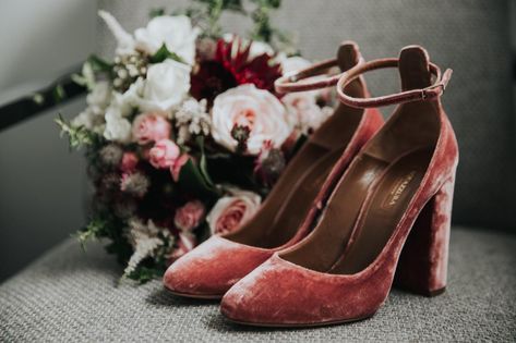 Bohemian Wedding Shoes, Alternative Wedding Shoes, Fall Wedding Shoes, Winter Wedding Shoes, Velvet Block Heels, Pink Wedding Shoes, Perfect Wedding Shoes, Wedding Shoes Bride, Velvet Shoes