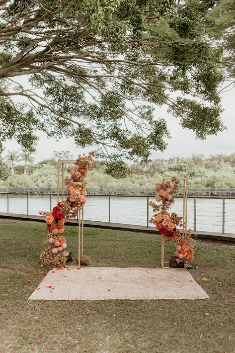 Wedding ceremony florals Arbour Ideas Wedding, Wedding Arbour Flowers, Arbour Wedding, Wedding Ceremony Florals, Ceremony Florals, Wedding Arbors, Fox Wedding, Wedding Arbour, Peach Rose