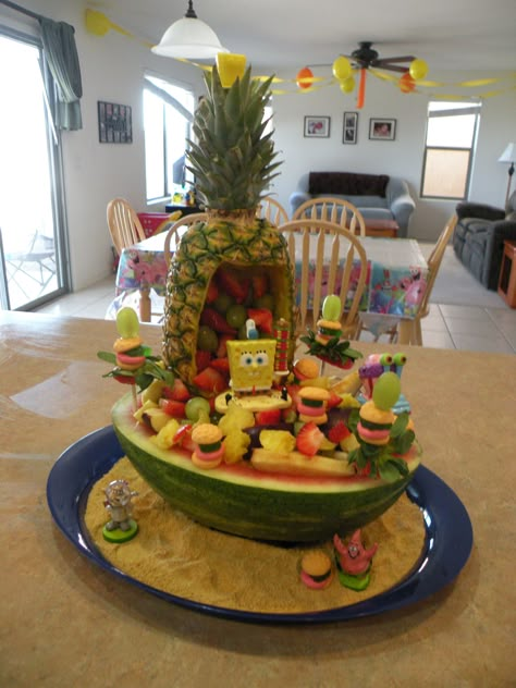 Spongebob Fruit Platter, Spongebob Veggie Tray, Spongebob Charcuterie Board, Spongebob Themed Food Ideas, Spongebob Baby Shower Theme, Spongebob Wedding Theme, Spongebob Pool Party Ideas, Spongebob Party Food Ideas, Spongebob Graduation Party