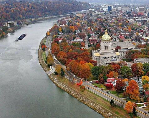 West Virginia State Capital Building, Charleston, WV. Photo by Jackie Hallinan. Towns In West Virginia, West Virginia Travel, West Va, Charleston West Virginia, Charleston Wv, Virginia Travel, Country Roads Take Me Home, Virginia Usa, Capitol Building