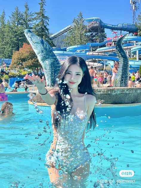 Pool Poses, Laptop Windows, Swimsuits Outfits, Photography Posing Guide, Creative Instagram Photo Ideas, Poses References, Jairzinho, Japanese Outfits, Kpop Fashion Outfits