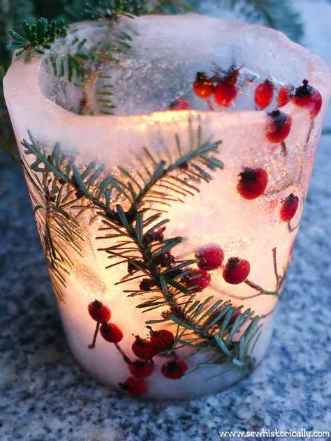 Ice Candle Holder, Diy Winter Lantern, Winter Luminaries Diy, Diy Ice Lanterns, Ice Candles Outdoor, Christmas Luminaries Diy, Ice Candles Diy, Cranberry Ideas, Ice Ornaments