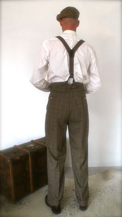 Mens Trousers Fashion, Indie Outfits Grunge, Concept Reference, Costume Concept, Fashion 1920s, Mens Fashion Vintage, Suit Ideas, Period Clothing, Checkered Pants