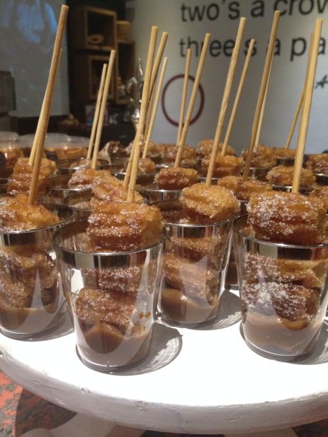 Churros For Party, Churros In A Cup, Churros Dessert Table, Churro Display Dessert Tables, Churro Stand Ideas, Churros Display, Churro Shapes, Churros Cup, Churro Bar Wedding