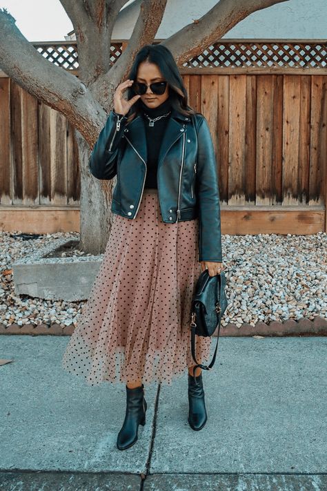 Do’s & Dont’s of Wearing Midi Skirts with Ankle Boots & Styling Ideas Midi Cocktail Dress With Boots, Fall Dresses With Boots Ankle Booties Maxi, Flat Boots Dress Outfit, Tea Length Dress With Boots, Long Skirts Boots Outfit, Midi Skirt Ankle Boots Outfit, Shoes Midi Skirt, Pattern Boots Outfit, Tulle Skirt And Leather Jacket