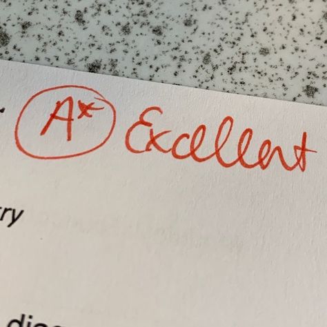 1600 Sat Score Aesthetic, Good Grades Aesthetic A+, Vision Board College, School Work Aesthetic, Good Grades Aesthetic, School Vision Board, School Goals, Romanticizing School, Academic Validation