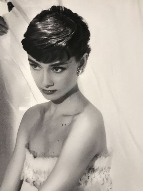 July 4, Audrey Hepburn, Wedding Dress, Black