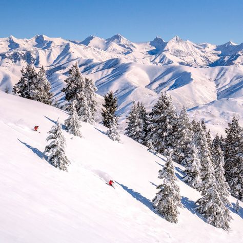 A Winter Weekend in Sun Valley, Idaho: Where to Eat, Stay, and Play | Condé Nast Traveler Winter Honeymoon Destinations, Idaho Mountains, Winter Honeymoon, Sky Resort, Sawtooth Mountains, Sun Valley Idaho, Winter Weekend, Best Ski Resorts, Ski Resorts