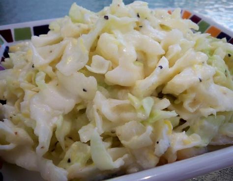 Koalslas (Holland Dutch Cole Slaw) Recipes Belgium Recipes, Perfect Grilled Chicken, Evelyn Waugh, Dutch Heritage, Slaw Recipe, Broccoli Slaw, Cole Slaw, Vegetarian Cabbage, Slaw Recipes