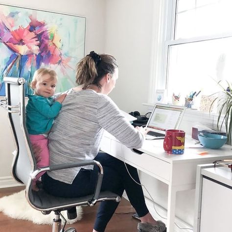 Working From Home With Baby, Working Mom Photography, Work From Home With Cats, Working From Home With Kids, Balancing Life As A Working Mom, Mom Working, Business Mom, Home With Kids, Working Mums