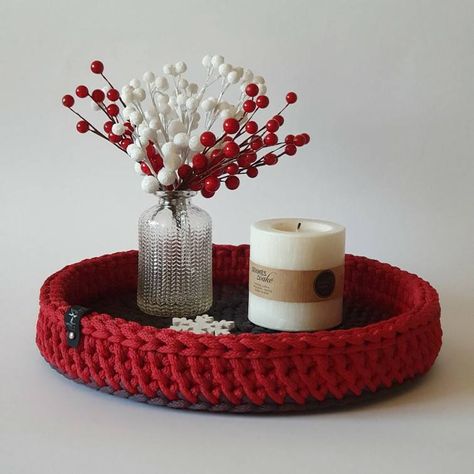 Rope Tray Decor, Crochet Christmas Table, Crochet Tray, Diy Crochet Basket, Diy Finger Knitting, Red Tray, Crochet Nursery Decor, Crochet Bowl, Crochet Nursery