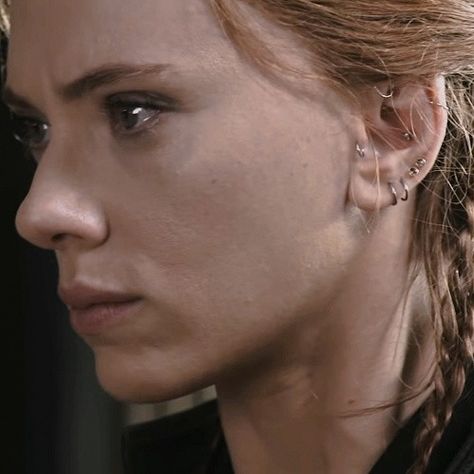 Dakota Johnson Ear Piercing, Natasha Romanoff Earrings, Natasha Romanoff Ear Piercings, Scarlett Jonhsson Piercing, Natasha Romanoff Piercing, Scarlett Johansson Piercings, Scarlett Johansson Ear Piercing, Celebrity Ear Piercings, Natasha Romanoff Icon