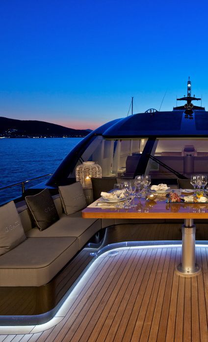 Luxury Yacht Yacht Aesthetic, Real Estat, Private Yacht, Yacht Interior, Yacht Life, Mediterranean Cruise, Boats Luxury, Luxury Lifestyle Dreams, Luxury Aesthetic