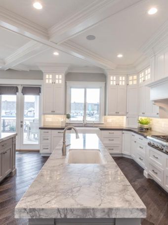 Heritage Haven Custom Home | Alair Homes Salt Lake City White Cabinets, Luxury Kitchens, Marble Countertops Kitchen, White Kitchen Design, Hus Inspiration, Kitchen Marble, Counter Tops, Luxury Kitchen, Küchen Design