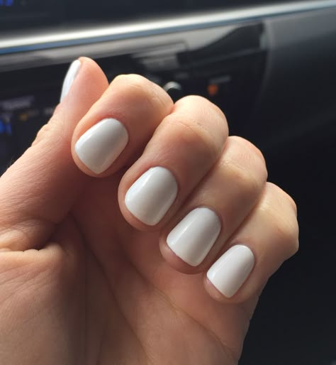 White Shellac Nails, White Shellac, Manicure Shellac, Shellac Nail Designs, White Gel Nails, Shellac Manicure, Shellac Nails, Manicure Y Pedicure, Short Acrylic Nails