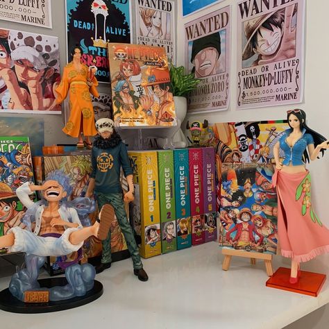 One Piece Manga Book Collection, One Piece Manga Shelf, Manga And Figure Shelf, Japanese Room Anime, One Piece Manga Aesthetic, One Piece Manga Collection, One Piece Figures Collection, Law And Robin, Manga Library